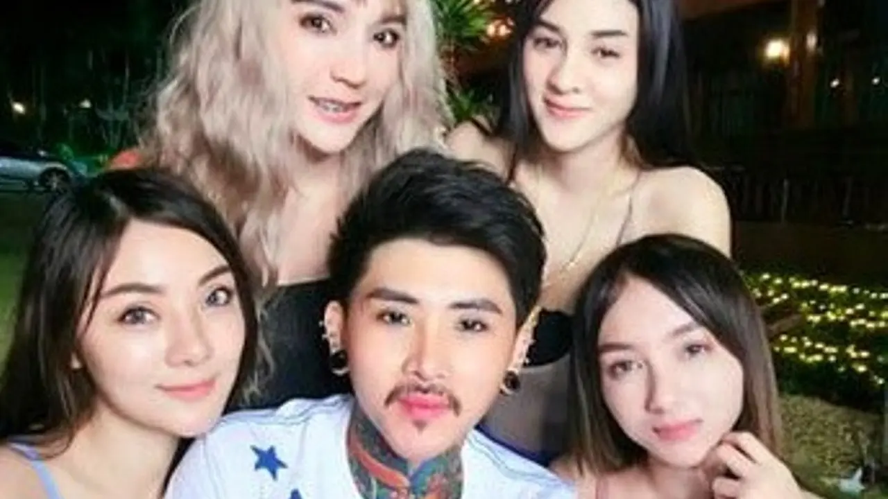 Perempuan Ini Ikhlaskan Suaminya Punya 4 Istri, Mengapa?