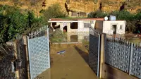 Bencana banjir bandang mengahantam Pulau Sisilia, menewaskan setidaknya 12 orang (AP/ANSA)