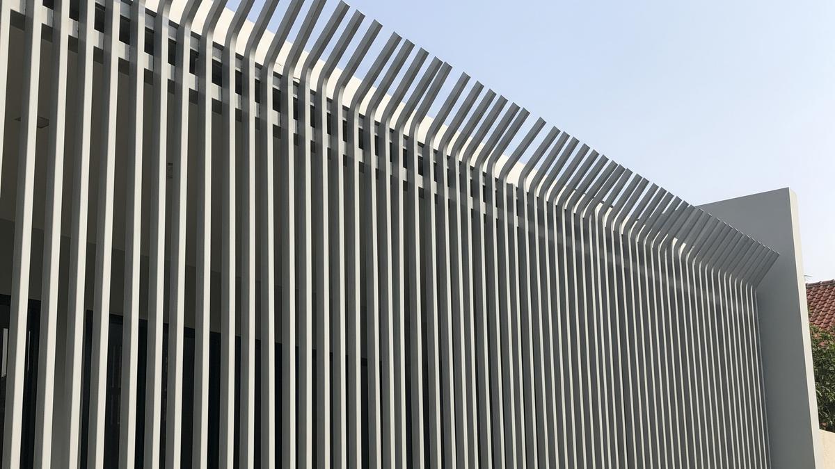 7 Model Pagar Tembus Pandang Tapi Sulit Dipanjat Maling, Keamanan Optimal