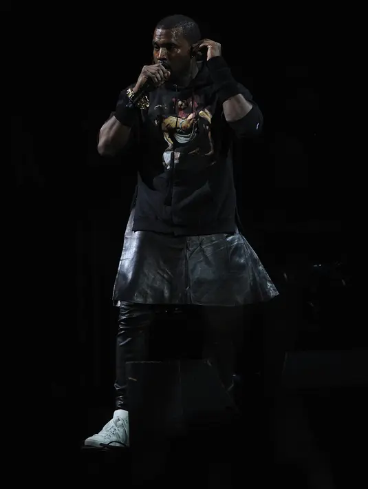 Akibat sakit yang dideritanya ini dan harus menjalankan perawatan yang intensif, Kanye terpaksa membatalkan Saint Pablo Tournya. (AFP/Bintang.com)