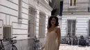 Kylie hadir di fashion show, Jean Paul Gaultier Haute Couture. yang menampilkan Simone Rocha mengenakan dress simple namun terlihat elegan. [@kyliejenner]