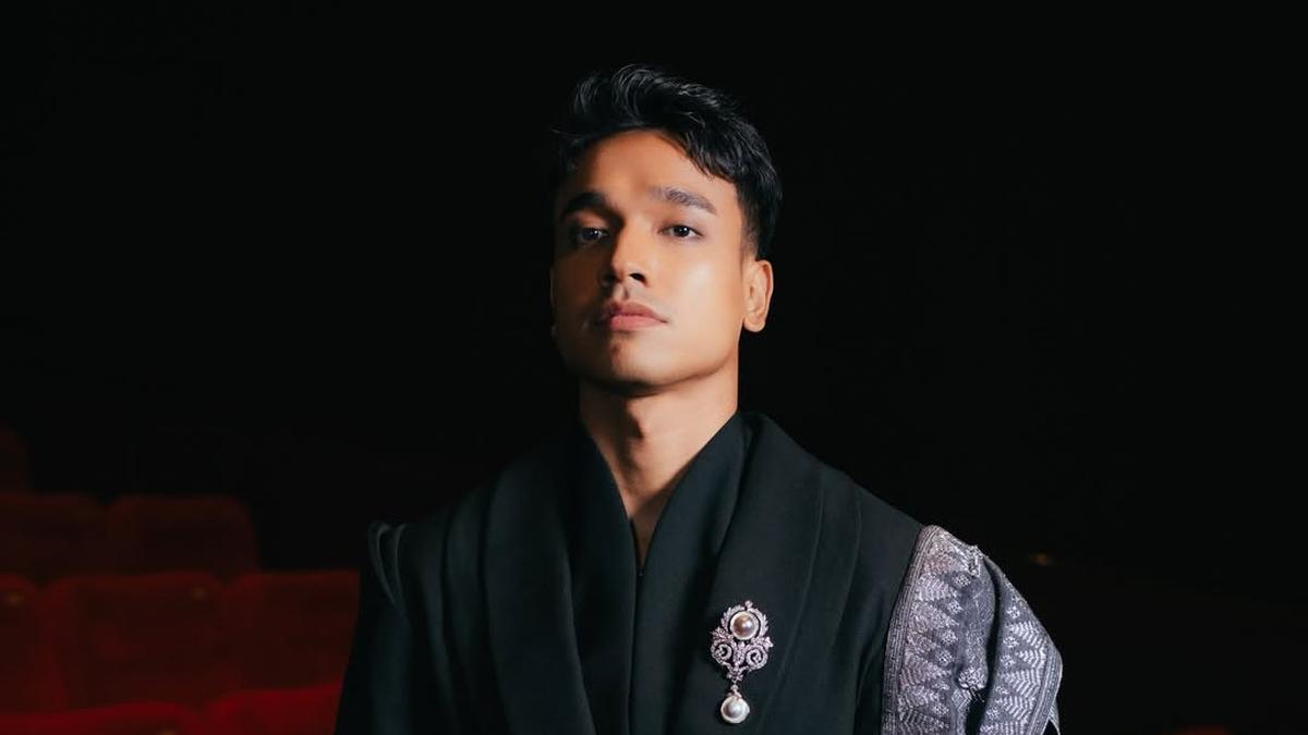 Fadly Faisal Bagikan Momen Mobil & Rumah Terkena Abu Vulkanis Gunung Anak Krakatau