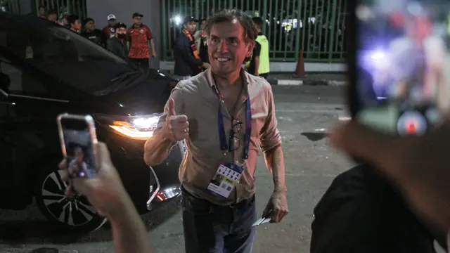 Alex Pastoor - Persija Vs PSBS