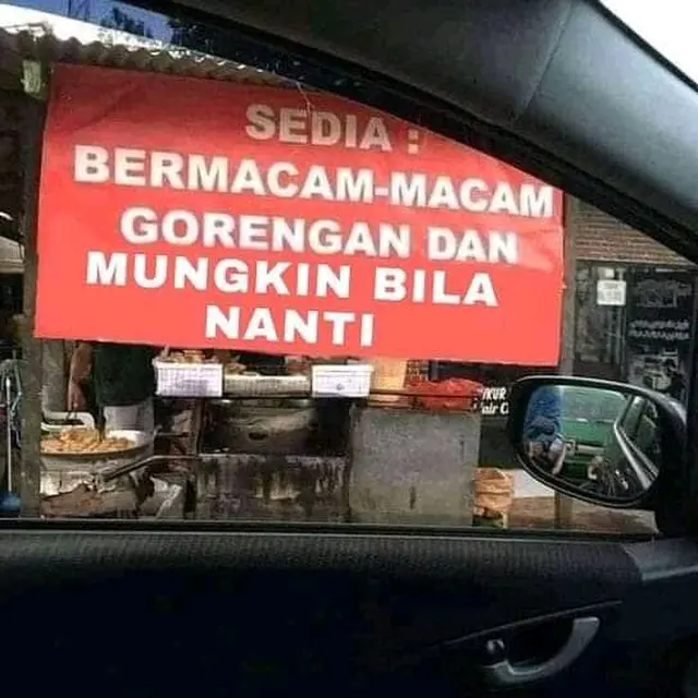 6 Tulisan Nyeleneh di Gerobak Gorengan Ini Bikin Pembeli Senyum Tipis