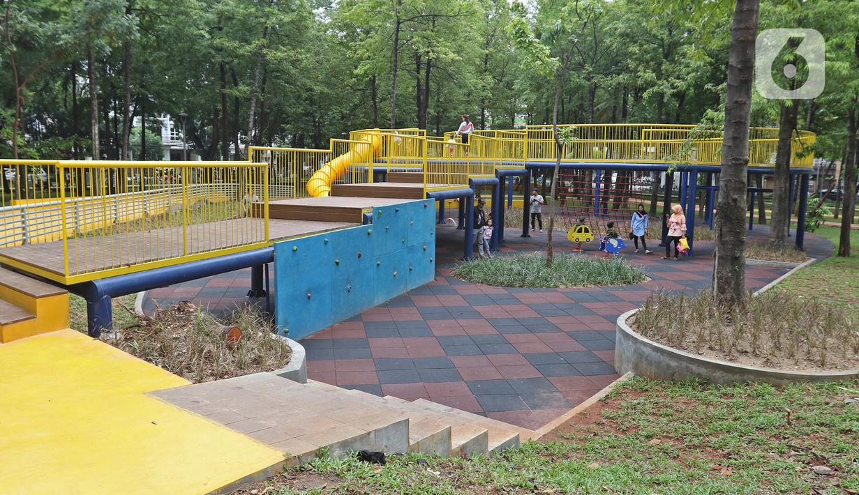 FOTO: Menjajal Fasilitas Bermain dan Olahraga di Taman Puring - Foto ...