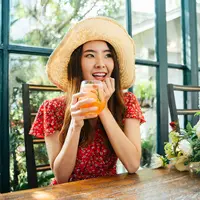 ilustrasi tersenyum cantik/theshots.co/Shutterstock