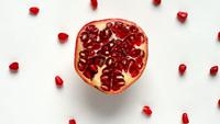 How to Open a Pomegranate Without Making a Mess