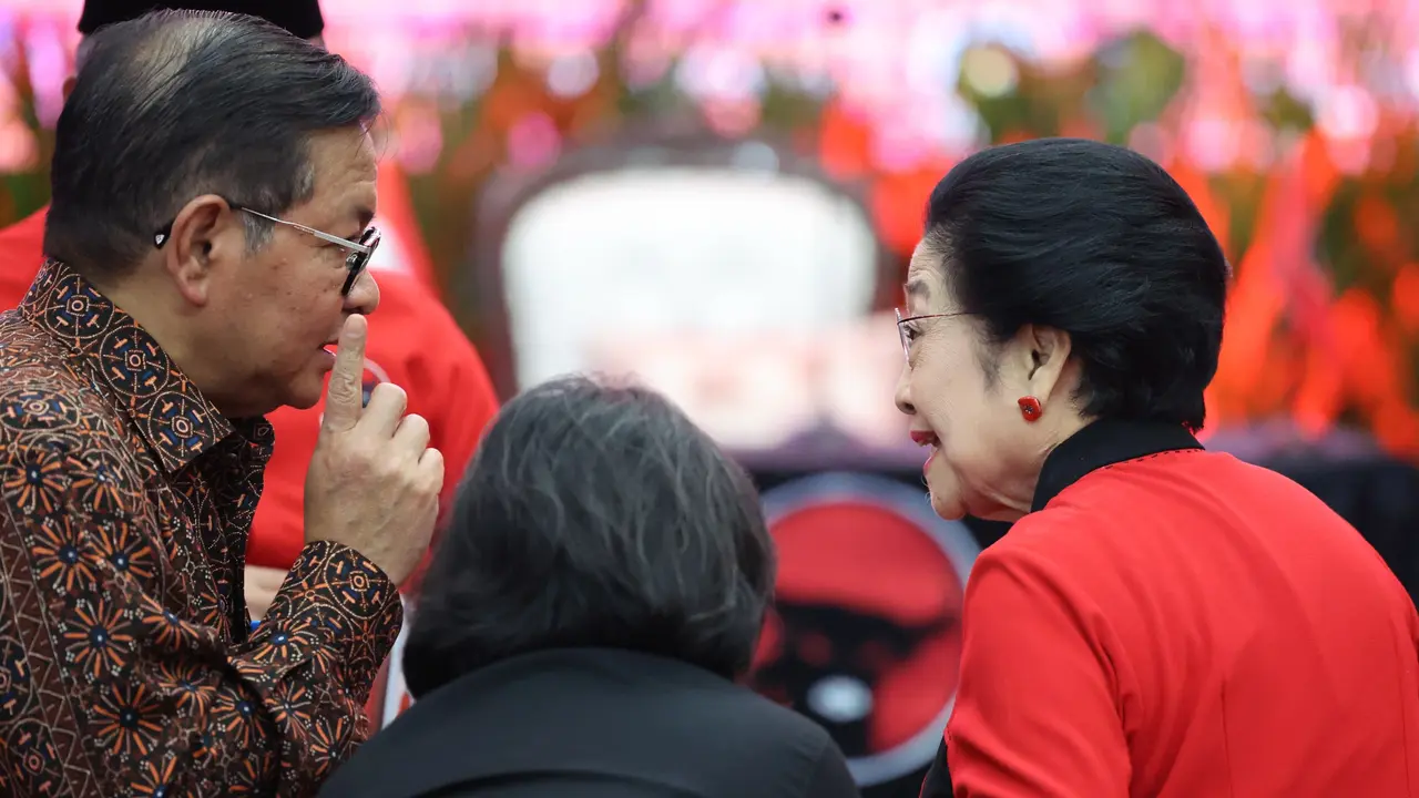 Sekretaris Kabinet Pramono Anung dan Ketua Umum PDIP Megawati Soekarnoputri. (Instagram @pramonoanungw)