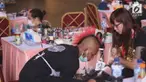 Beberapa bahkan sempat dijauhi teman karena tato yang menghiasi keindahan tubuh mereka.