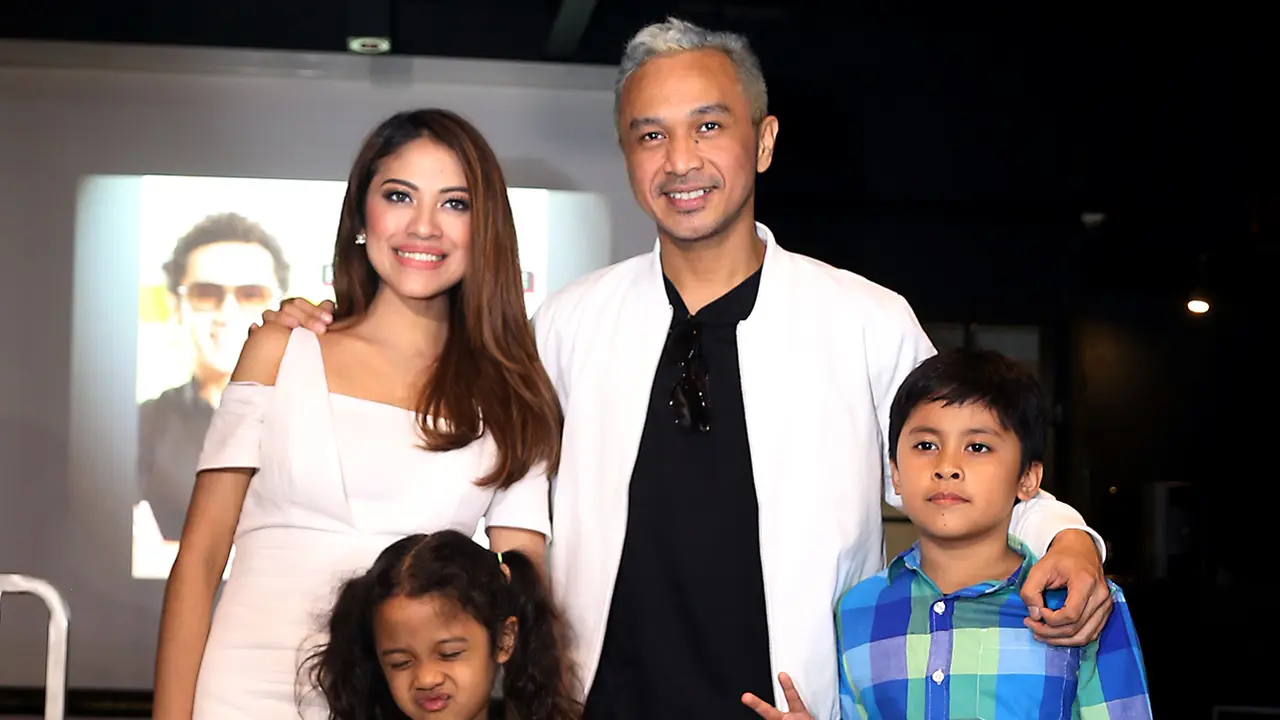 [Bintang] Giring Nidji dan Cynthia Riza