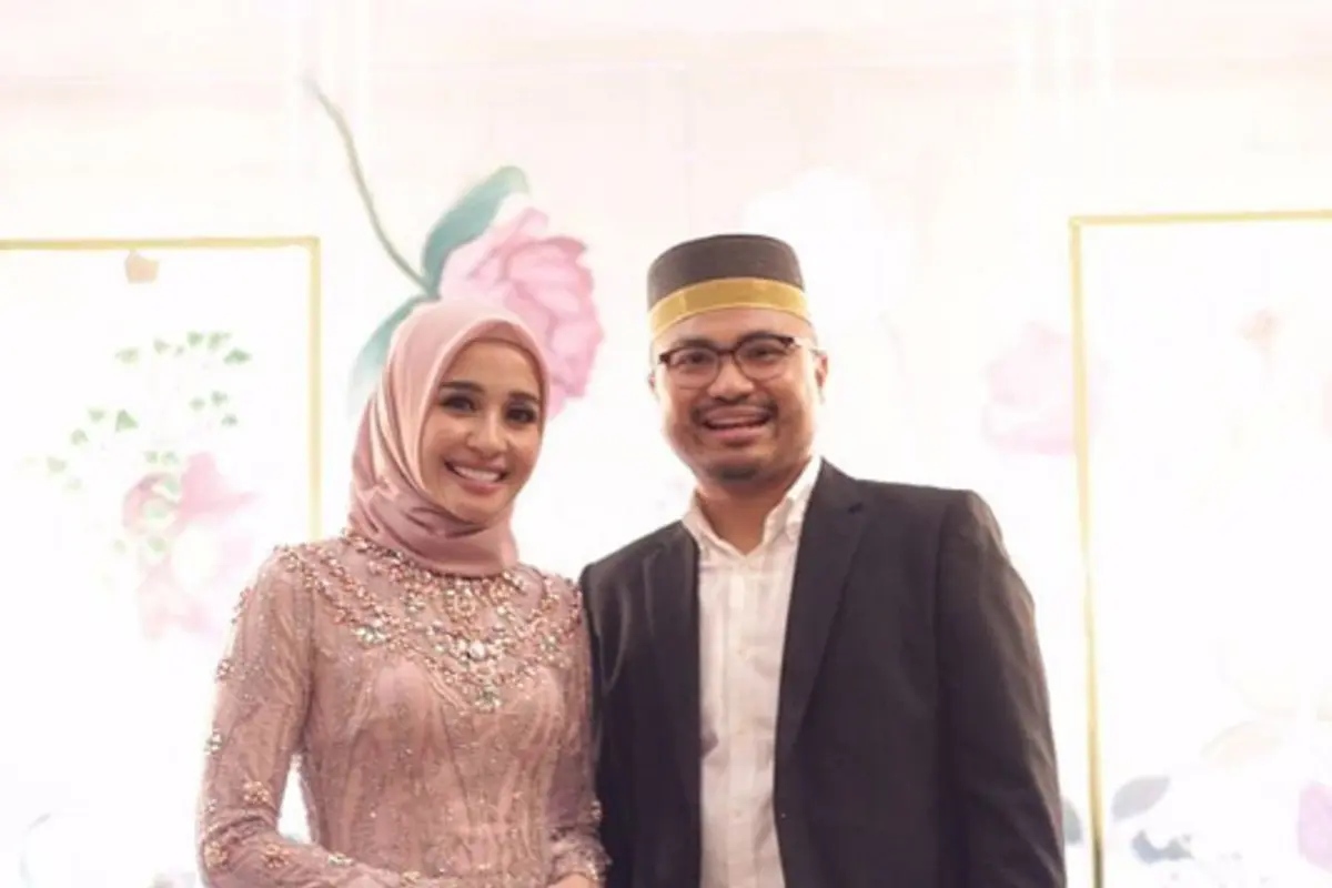 [Bintang] Laudya Cynthia Bella dan Afifuddin Suhaeli Kalla