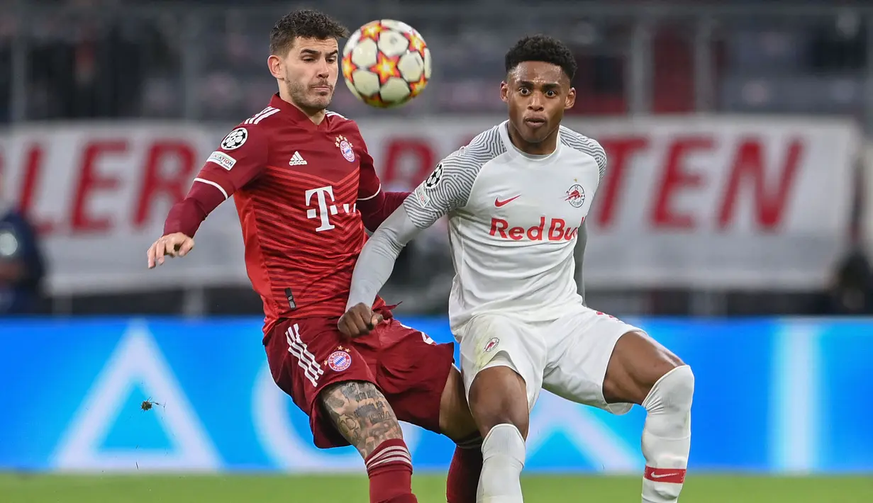 Bermain di rumah sendiri, Bayern terlihat terlalu perkasa untuk tim tamu. Pasukan Julian Nagelsmann mengamuk setelah sempat ditahan imbang pada leg pertama lalu. (AFP/Christof Stache)