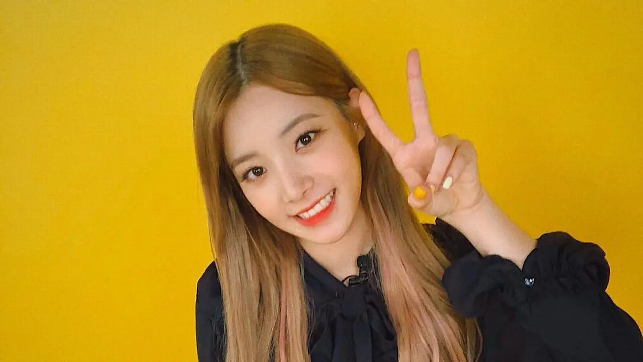 Lee Hyunjoo eks April. (Instagram/ hyun.joo_lee)