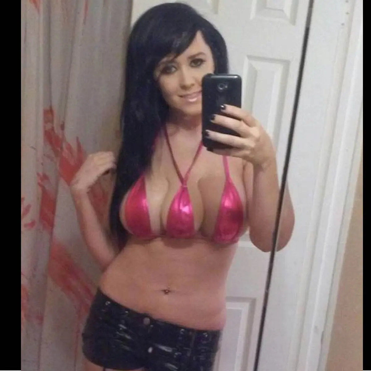 Terobsesi Jadi Artis, Wanita Ini Miliki 3 Payudara - Photo Liputan6.com