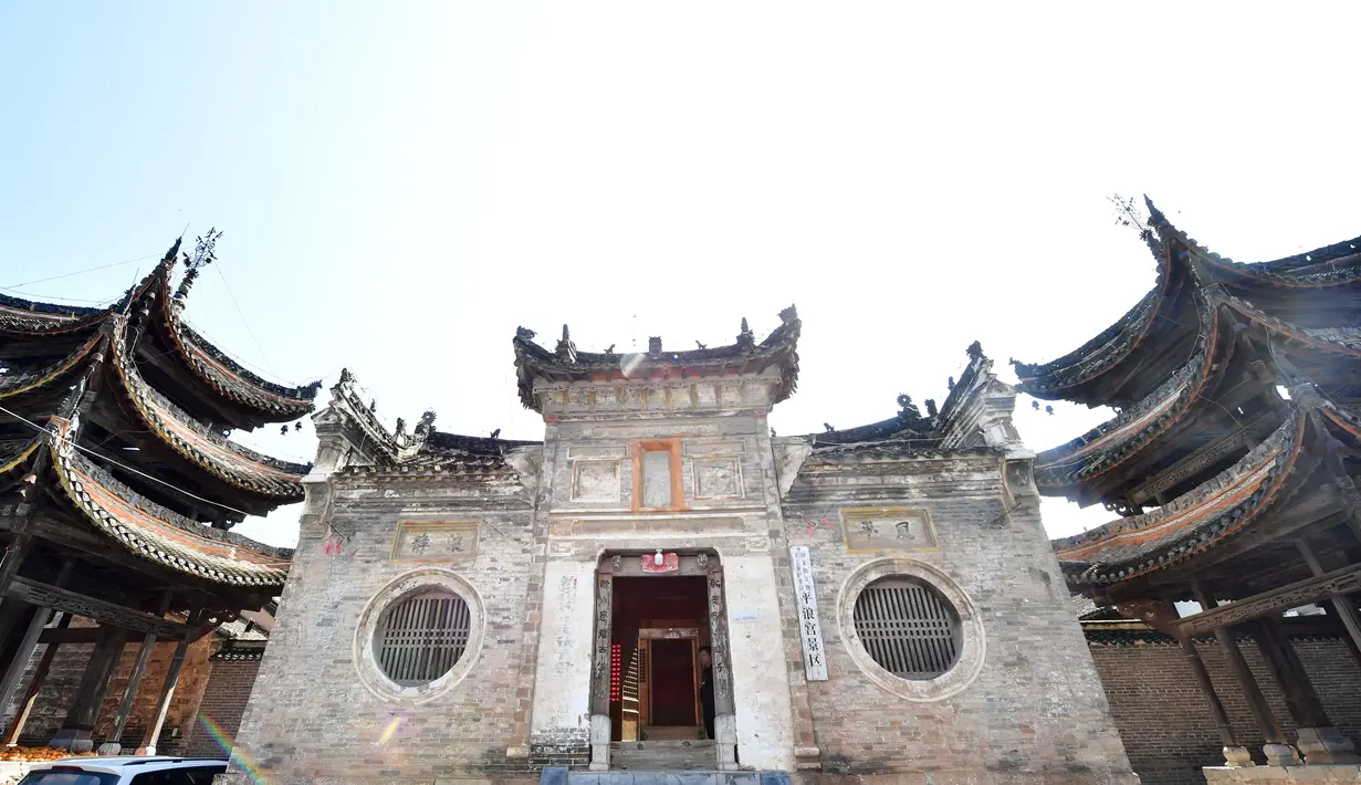 Bangunan kuno di Kota Jingziguan, Wilayah Xichuan, Provinsi Henan, China (25/8/2020). Kota Jingziguan terletak di perbatasan provinsi Henan, Hubei, dan Shaanxi. (Xinhua/Feng Dapeng)