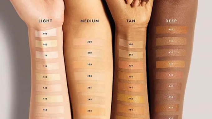 Makin Lengkap, Rihanna Lansir Concealer dengan 50 Warna