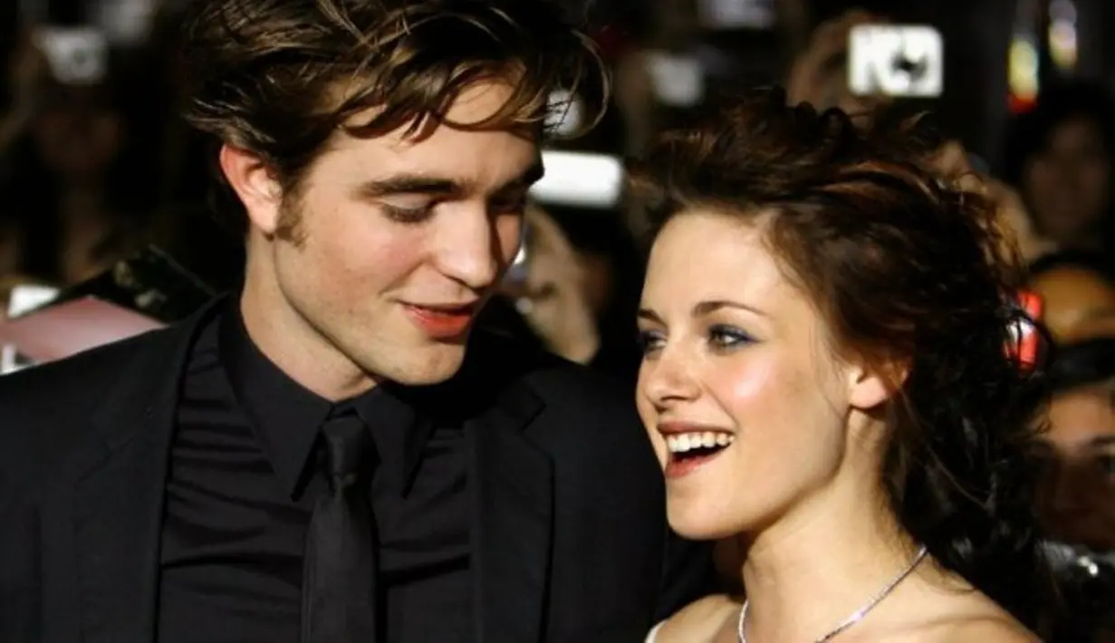 Tak bisa dipungkiri, pesona Robsten memang sangat kuat ketika mereka bertemu di lokasi syuting Twilight dan kemudian memutuskan untuk berpacaran. (IBTimes UK/Reuters)