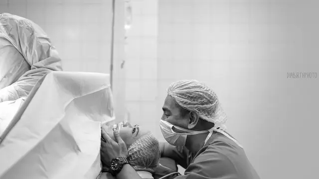 7 Potret Bahagia Fitri Tropica Lahiran Ditemani Suami, Usai 5 Tahun Penantian