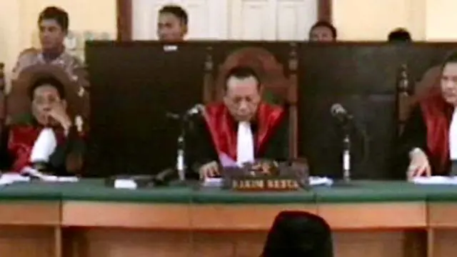 Dua Sidang Pembunuhan di PN Makassar Ricuh