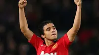 Bek Lyon, Rafael Da Silva, saat masih berseragam Manchester United. (Daily Mail)