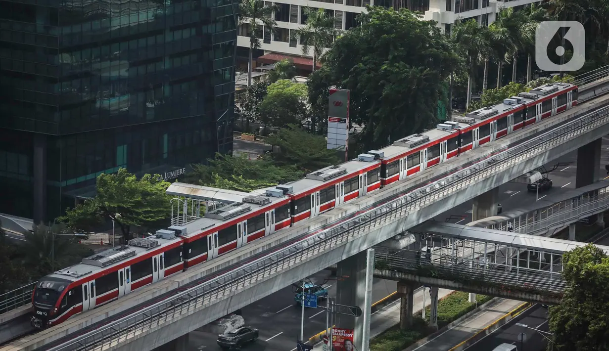 Tercatat sepanjang tahun 2023, ketiga stasiun tersebut melayani 1.809.692 pengguna moda transportasi LRT Jabodebek. (Liputan6.com/Angga Yuniar)