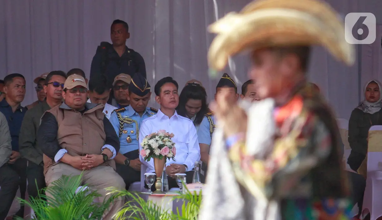 Dalam apel tersebut, Ketua Badan Pengawas Pemilu (Bawaslu) Rahmat Bagja meminta seluruh jajaran pengawas pemilu menjaga profesionalitas dan soliditas. (Liputan6.com/Angga Yuniar)