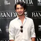 Reza Rahadian (Herman Zakharia/Liputan6.com)