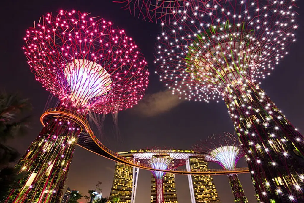 Gardens by the Bay, Singapura. (Sumber Foto: coolephotography.co.uk)