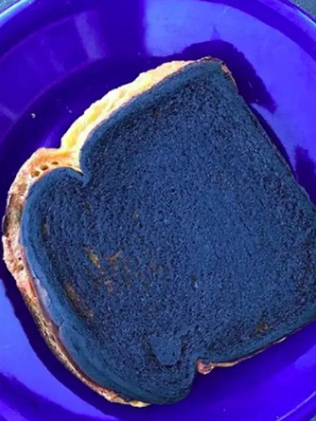 Potret Masakan Ibu yang Gagal, (sumber: buzzfeed.com)