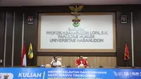 Menteri Kelautan dan Perikanan Sakti Wahyu Trenggono menantang universitas untuk membuat riset guna mewujudkan ketahanan pangan dunia. (dok KKP)