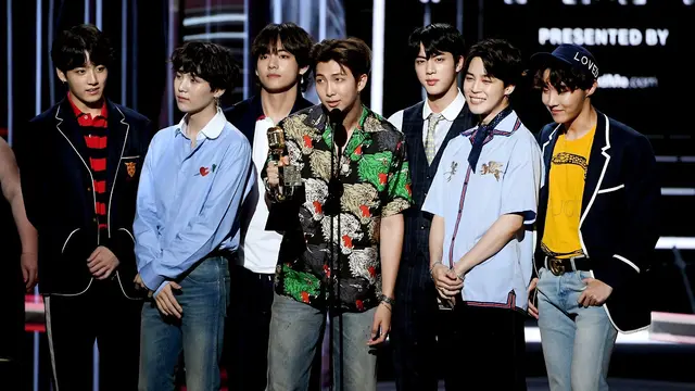 [Bintang] Tampil di Billboard Music Awards 2018, BTS Ubah Lirik Fake Love