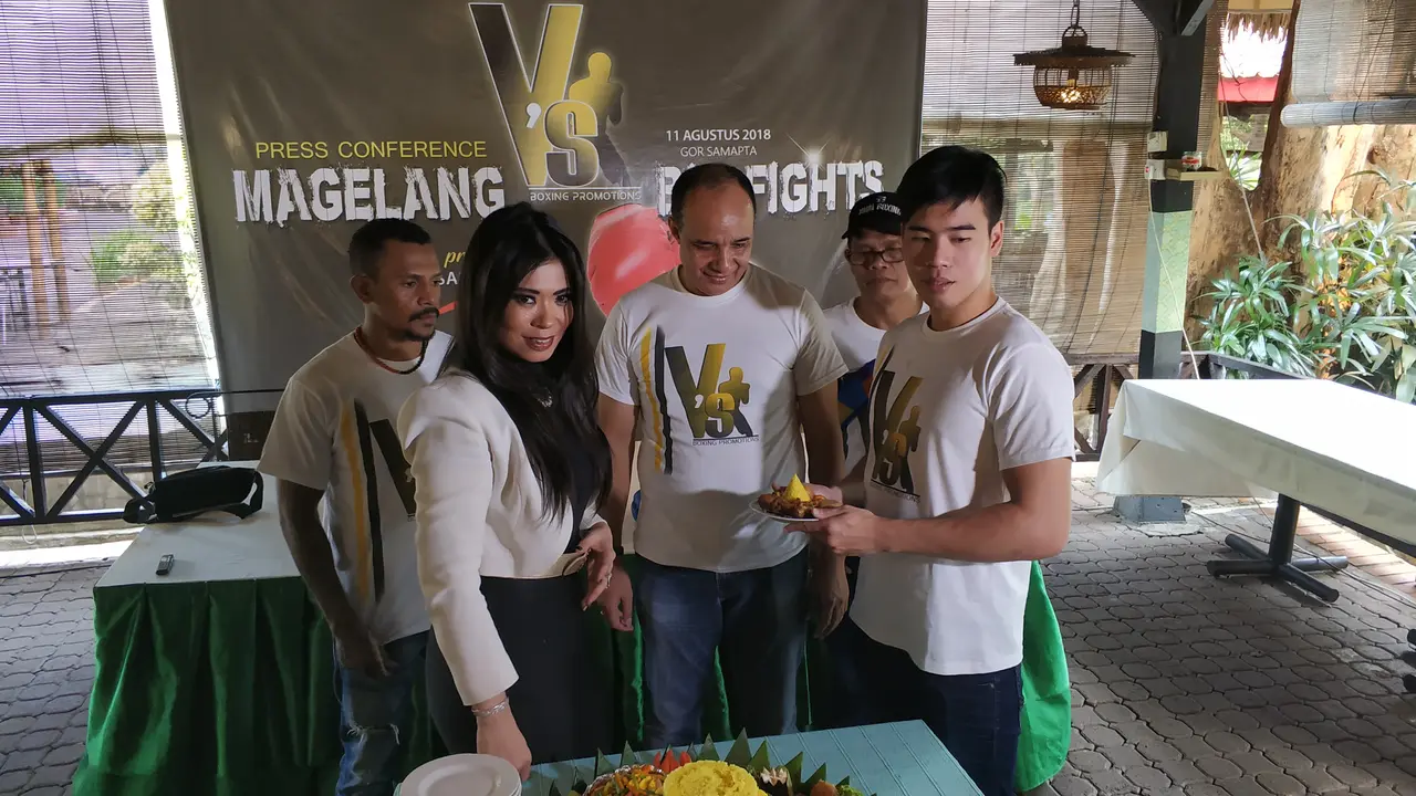 Promotor tinju wanita Milasari Anggraini