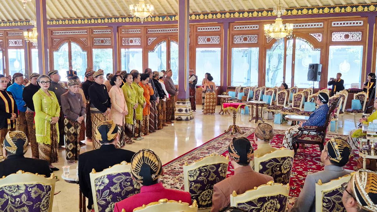 Pakubuwono XIV Hamangkunegoro Resmikan Kabinet Baru Keraton Solo, Ada Bebadan Keamanan hingga IT