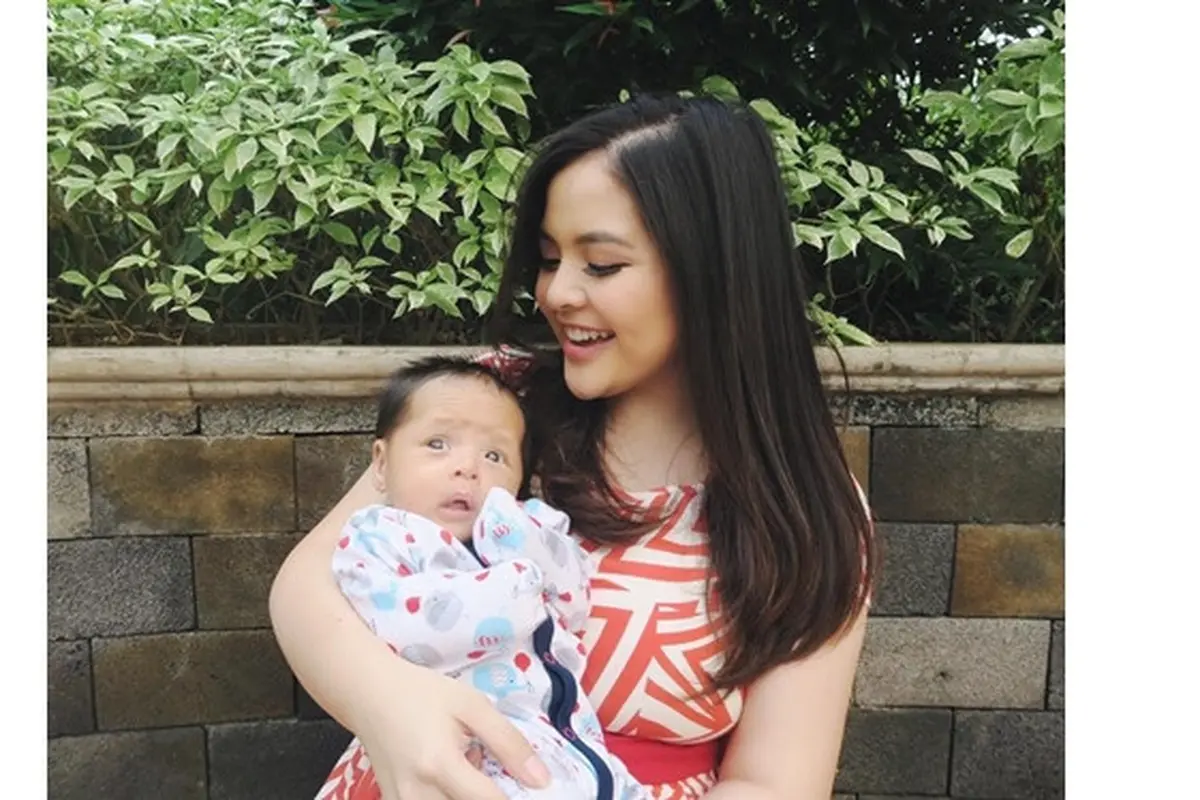 7 Foto Kebersamaan Tasya Kamila dan Anaknya, Bak Kakak Adik