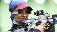 Petembak putri, Elaheh Ahmadi, bakal membawa bendera kontingen Iran pada defile di pembukaan Asian Games 2018. (Twitter/Persian Gulf)