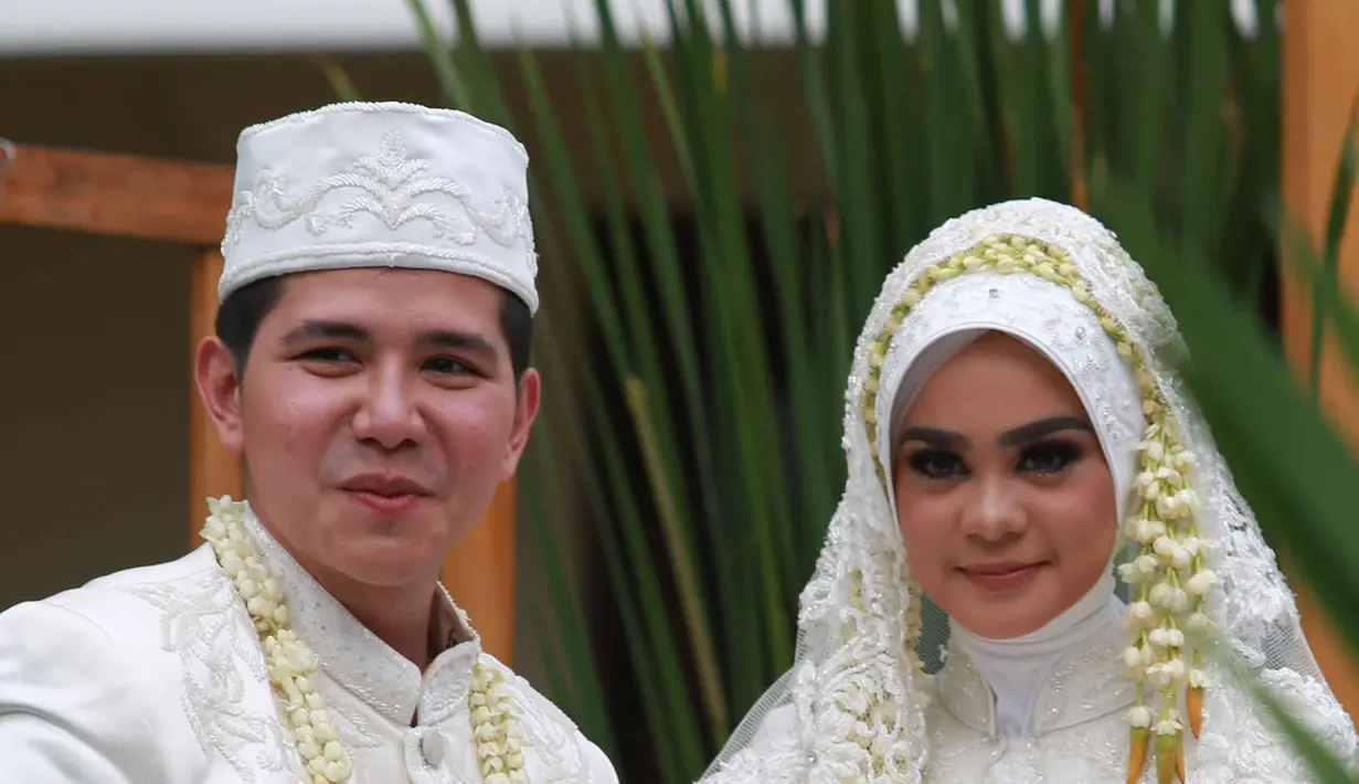 Merupakan hal yang wajar jika Haykal memiliki perasaan deg-degan sebelum prosesi ijab  Kabul. Namun semua itu hilang seketika usai dirinya mengucapkan ijab kabul tersebut. Ia pun mengaku merasakan hal yang lega. (Nurwahyunan/Bintang.com)