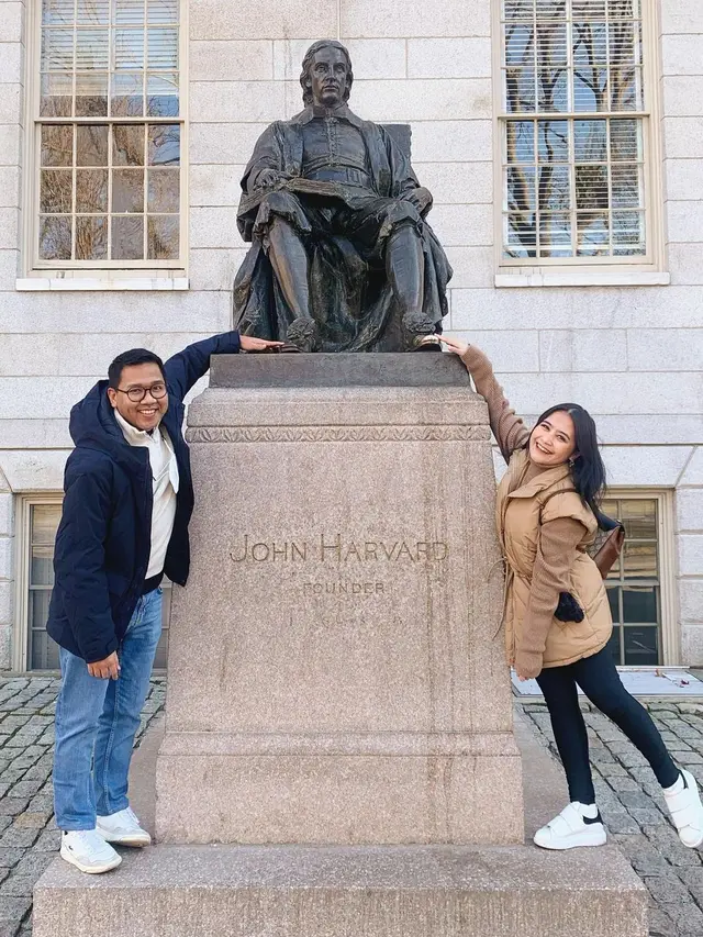 Prilly Latuconsiana dan Imam Usman dikabarkan berpacaran