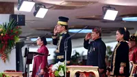 Presiden Jokowi bersama Ibu Negara Iriana Jokowi, Menhan sekaligus Presiden Terpilih 2024-2029 Prabowo Subianto, dan Ketua DPR Puan Maharani saat Upacara HUT ke-79 Kemerdekaan RI di IKN, Kalimantan Timur. (Foto: Istimewa)