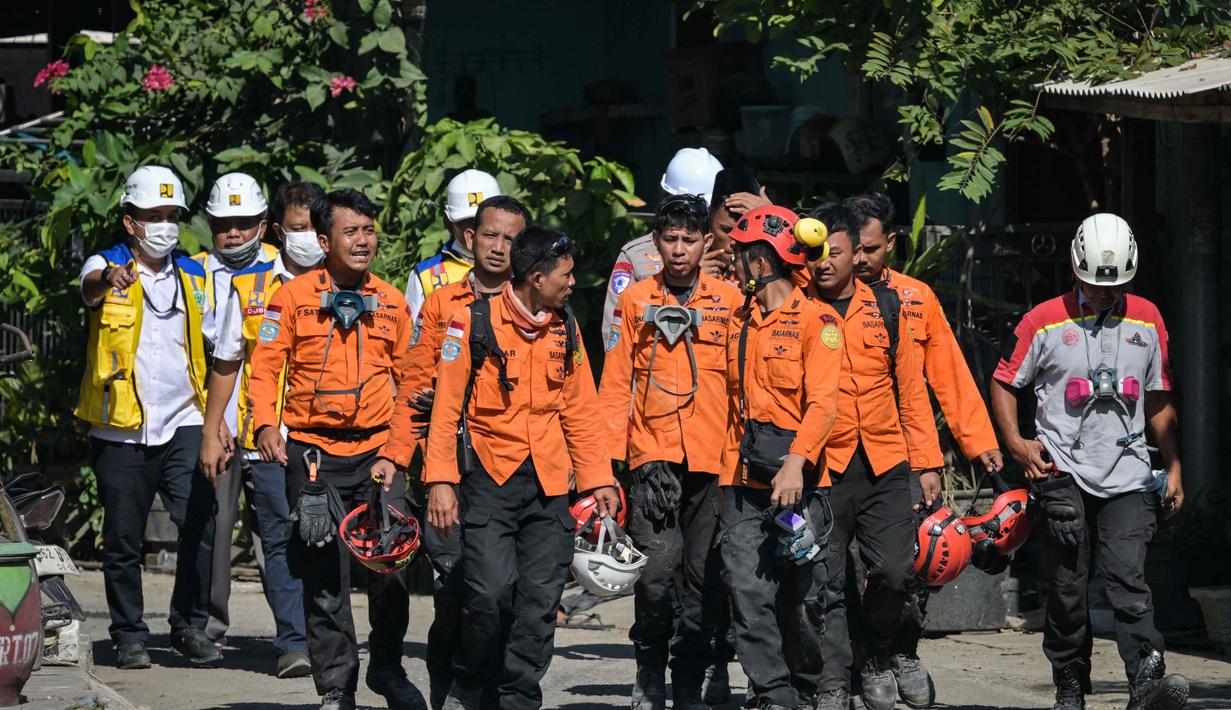 Dengan demikian, operasi pencarian dan penyelamatan korban runtuhnya bangunan musala di Pondok Pesantren Al Khoziny di Sidoarjo, Jawa Timur, secara keseluruhan diharapkan segera berakhir. (JUNI KRISWANTO/AFP)