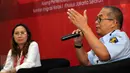 Kasubdit Penelaahan Status Keimigrasian dan Kewarganegaraan Dijen Imigrasi, Sonny Sudarsono (kanan) memberikan tanggapan pada membuka Sosialisasi Peraturan Keimigrasian di kantor Imigrasi Jakarta Selatan, Kamis (15/10). (Liputan6.com/Helmi Fithriansyah)
