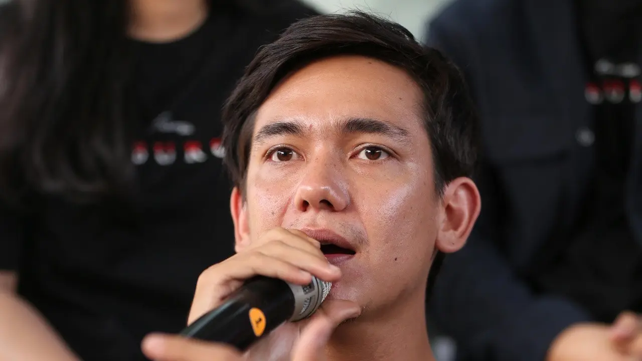 [Fimela] Adipati Dolken di Film Perburuan