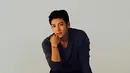 Aktor tampan berusia 30 tahun ini mengaku sudah sangat siap menjalani wajib militer. Kegiatan itu akan dimulai setelah ia selesai melakukan syuting drama terbarunya yang berjudul Suspicious Partner. (Instagram/jichangwook)