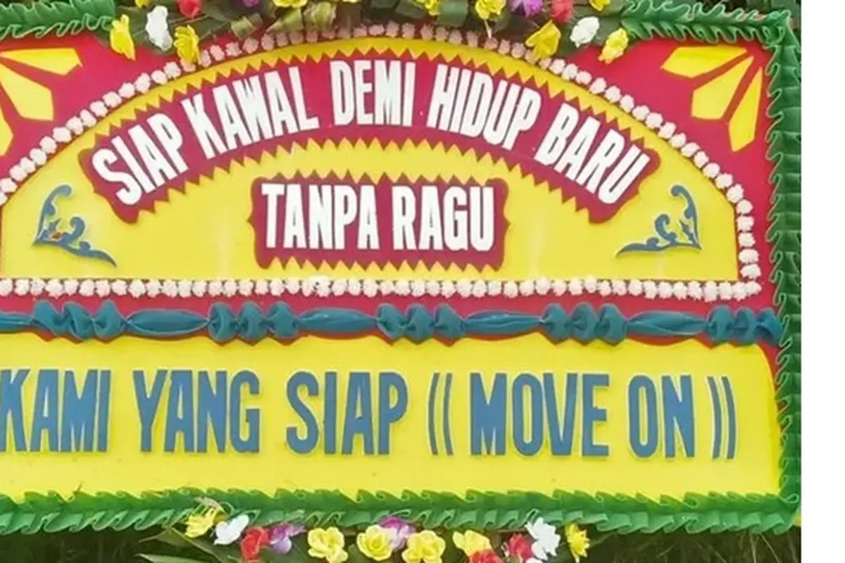 6 Karangan Bunga dari Mantan saat Nikahan Ini Bikin Syok Pengantin