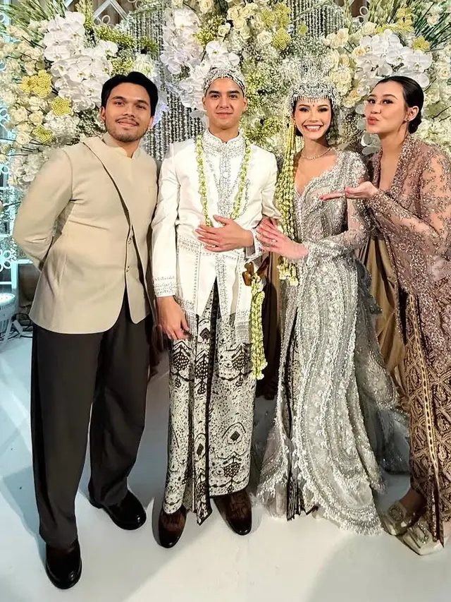 Aaliyah Massaid setelah akad nikah Alyssa Daguise.