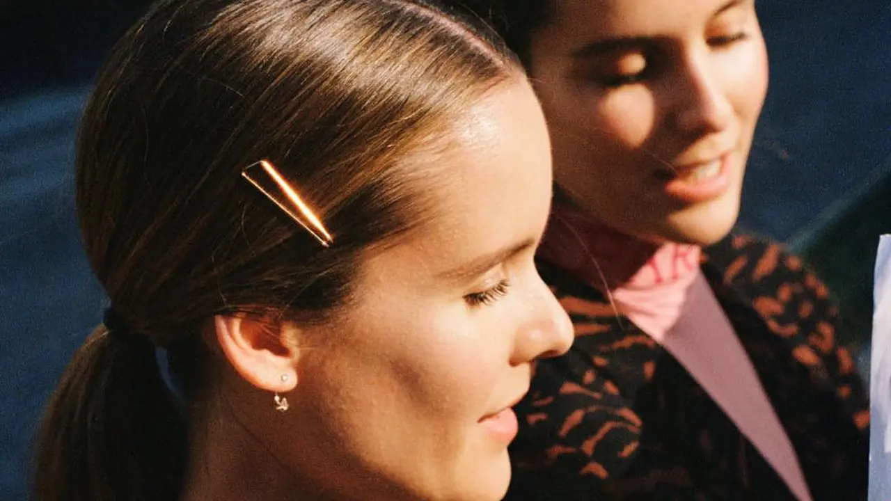 Hair Clip, Aksesori Rambut yang Digandrungi Influencer Dunia