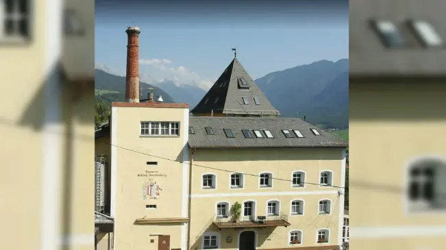 Brauerei Schloss Starkenberg Betriebs GmbH di Tarrenz, Austria. (Sumber Google Maps)