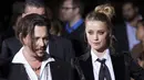 Hal itu dikarenakan Johnny Depp terlambat hadir di ulang tahun ke-30 yang dilaksanakan tahun 2016 lalu. (VALERIE MACON / AFP)