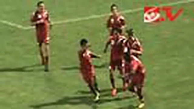 Hattrick Mbamba Selamatkan Persema Malang