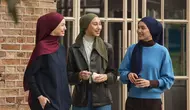 Rok Panjang Jadi Andalan Fashion Hijab, Ini Inspirasi Padu Padan yang Stylish