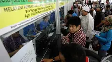 PT Kereta Api Indonesia (Persero) atau KAI memastikan tidak akan menaikkan tarif kereta bersubsidi saat momen mudik Idul Fitri 2017‎.